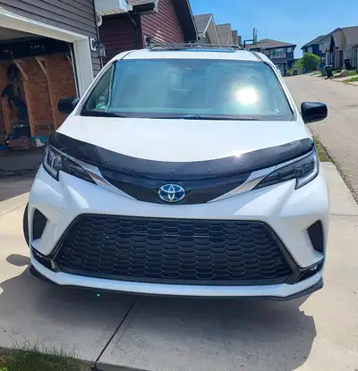 I am selling my Toyota Sienna minivan, a very reliable and fuel-efficient vehicle, perfect for famil...