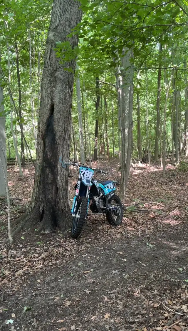 2019 fc250 in Dirt Bikes & Motocross in London - Image 6