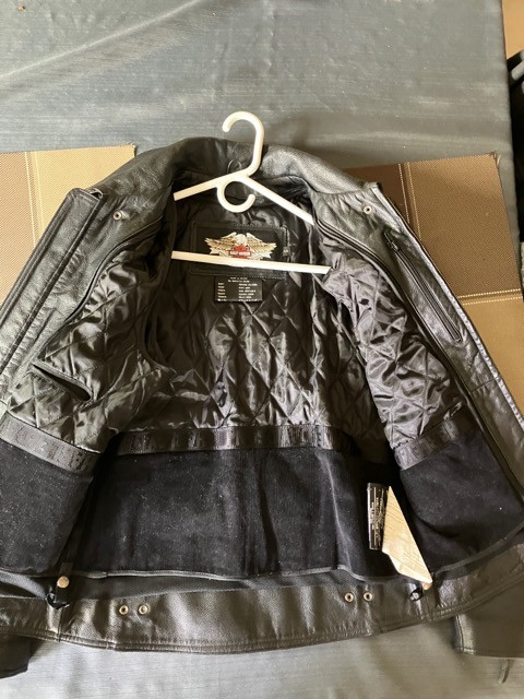 Harley Davidson jacket in Other in Strathcona County - Image 3