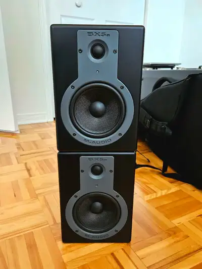 M-Audio BX5a, View more