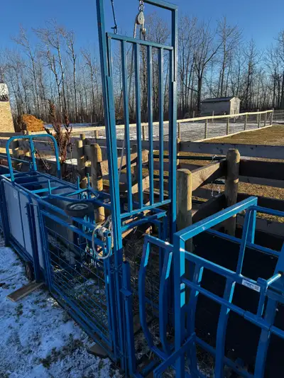 Zubot sheep and goat handling system, View more