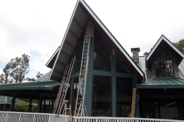 Gutter Cleaning and repair - Cowichan Valley / Duncan in Other in Cowichan Valley / Duncan - Image 4