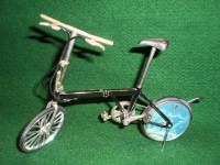 Metal Folding Bike Model, 7in Long