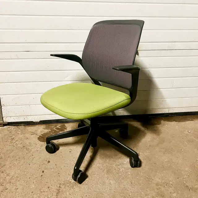 office chairs for sale - Steelcase Cobi in Chairs & Recliners in Markham / York Region - Image 3