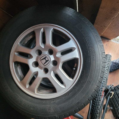 Honda CR-V tires 205/70 15