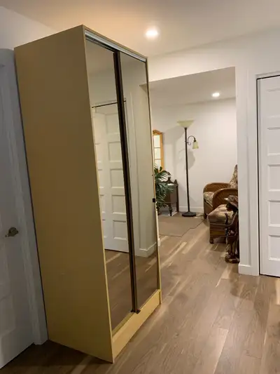 Vestiaire d’Entrée invitant avec miroirs, View more