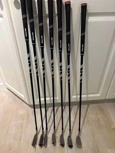 TaylorMade Sim Max Irons , View more