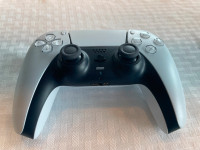 GENUINE PlayStation 5 Dualsense controller