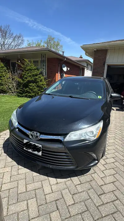 2017 Toyota Camry LE Immaculate condition, both winter and summer tire available Drives like new. Gr...