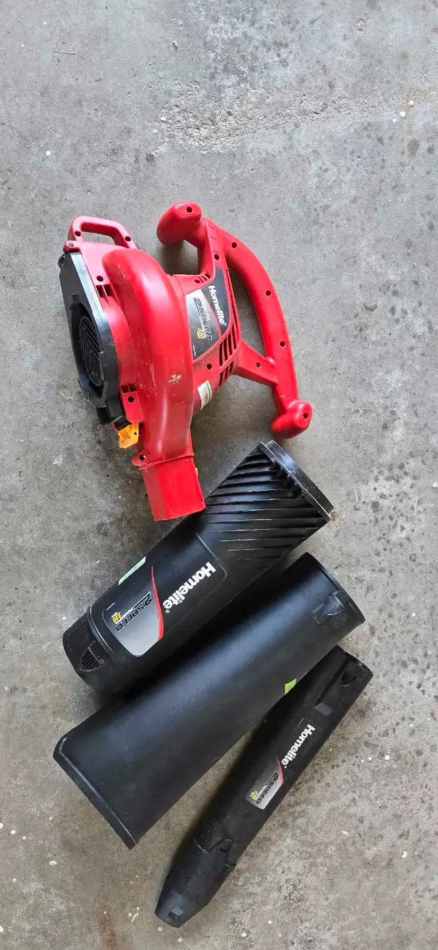 Leaf blower in Lawnmowers & Leaf Blowers in Trenton - Image 2