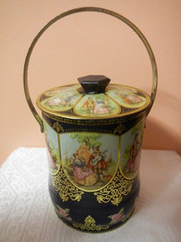 VINTAGE ENGLAND TIN Container with Lid  courting scene.