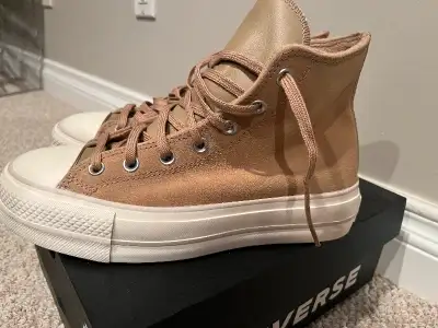Brand New Converse Woman’s size 8.5, View more