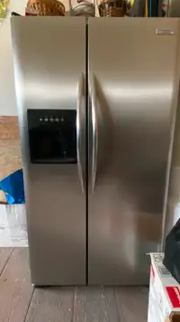 Refrigerator for sale (free)