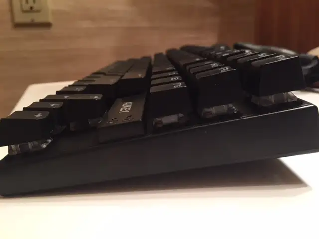 Mechanical Gaming Keyboard w/Blue Switches, 87-Keys ~ NEW! in Other in Nanaimo - Image 8