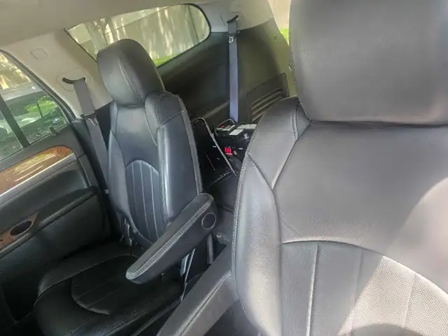 Buick enclave 2012503112536592885767