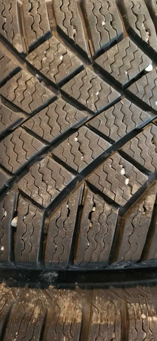 Pneus hiver Continental 225/65 R16 in Tires & Rims in Laval / North Shore - Image 5