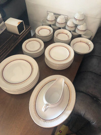 1940’s Alfred Meakin “ GLO WHITE “ 67 pc dining set