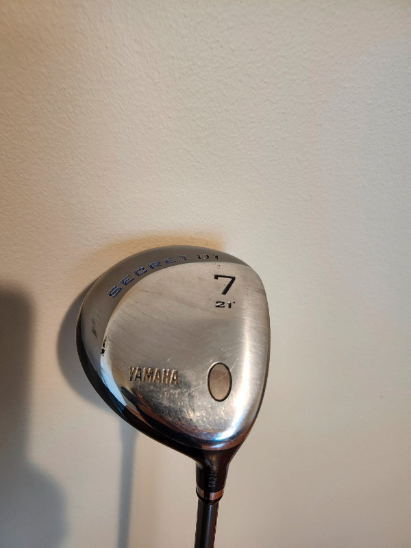 Mens YAMAHA SECRET  Fairway 7 Wood Regular Flex G in Golf in Oshawa / Durham Region