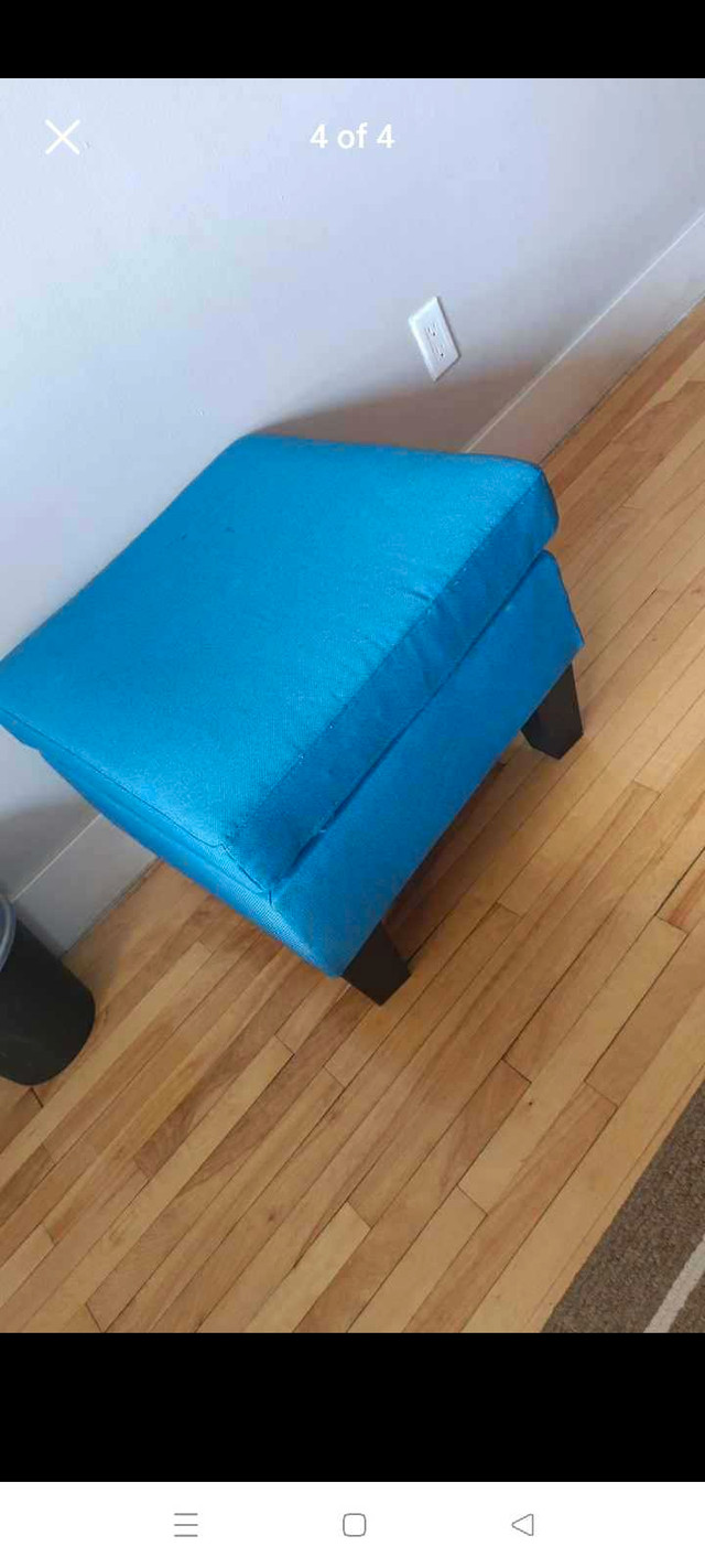 Sofa with coffee table  dans Tables basses  à Ville de Montréal - Image 2
