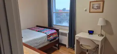Room for rent in a three bedroom apartment asking $750.00 Heat , lights, internet included.
