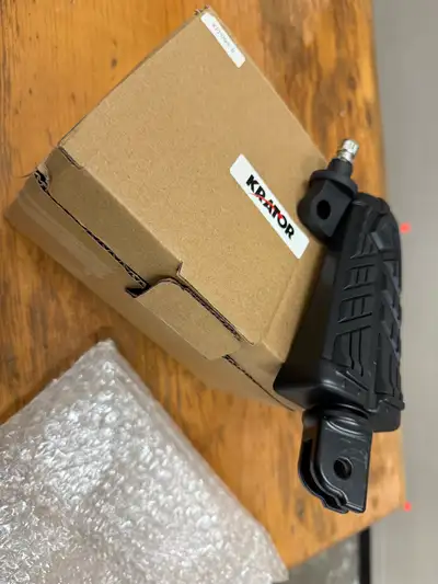 Brand New 2018-2025 Harley Davdison Softail Foot Pegs. $40.00