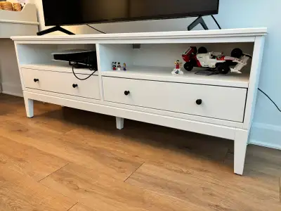 TV Stand IKEA IDANAS / Meuble TV, View more
