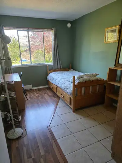 Furnished bedroom. 117 sq ft. Share bathroom, kitchen, dining room and living room