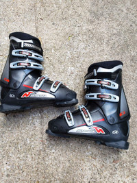 Size 29.5 NORDICA Ski Boots 