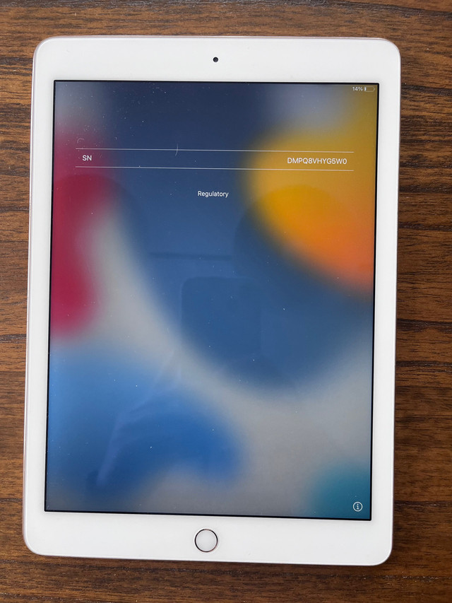 IPad Air2 + clavier  dans iPad et tablettes  à Longueuil/Rive Sud - Image 2