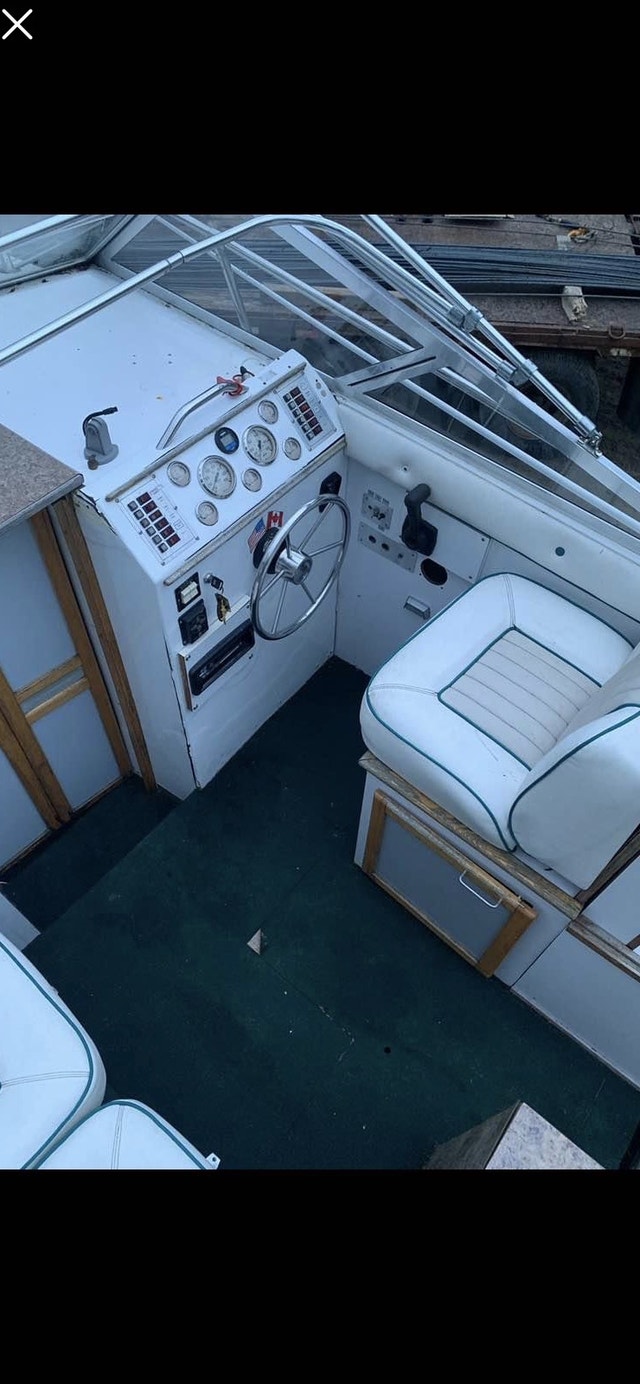 26ft river land cruiser boat + galvanized trailer Powerboats