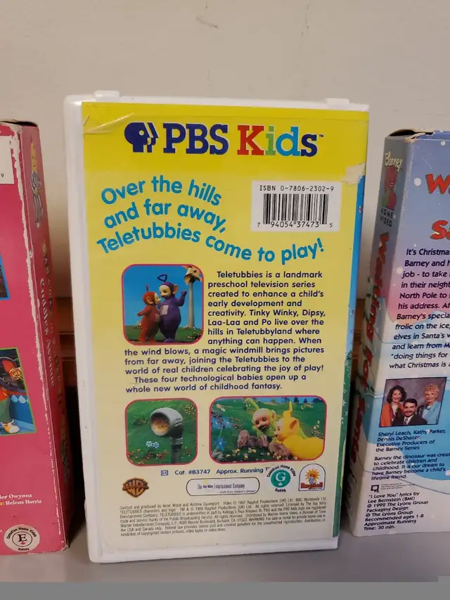 Vintage Kids 4PC Lot VHS BANANAS IN PYJAMAS, TELETUBIES, BARNEY, in CDs, DVDs & Blu-ray in St. Catharines - Image 9
