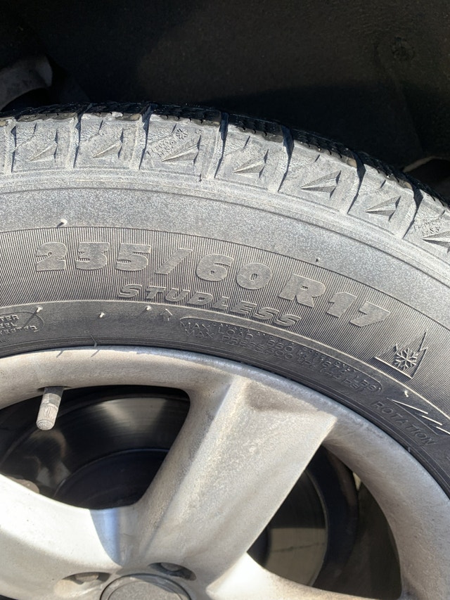 Audi Q5 2011 - Pneus 1X hiver + Mags — photo 3