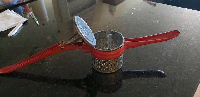 Food Masher in Processors, Blenders & Juicers in Kingston - Image 3