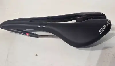 SELLE ITALIA SP-01 Titanium Superflow - Road Bike Seat Sabble, View more