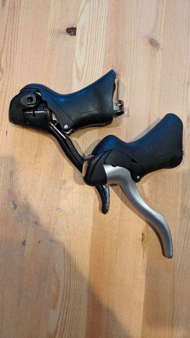 Shimano sora 9x2/3 shifter brake levers  in Frames & Parts in City of Toronto - Image 3