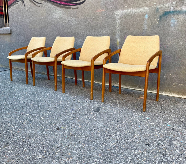 Teak Danish Mid Century Modern Dining Chairs  in Dining Tables & Sets in Oshawa / Durham Region - Image 3