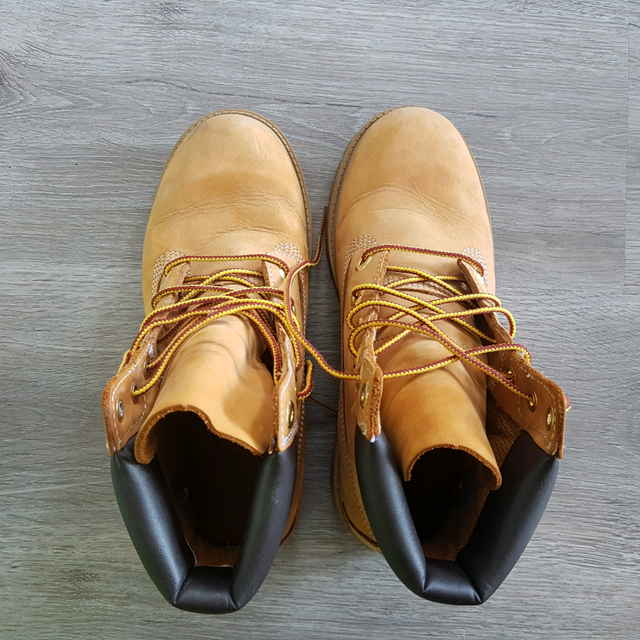 Timberland Premium 6 inch waterproof boots in Kids & Youth in City of Toronto - Image 5