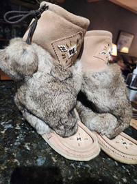 LAURENTIAN Chief Mukluks Size 9 Made in Canada 