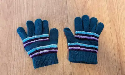 Small Kids Gloves, View more