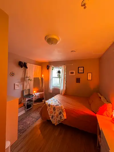 Tobin Street June 1 – August 31 $1200/month **You’ll have the entire apartment to yourself for the m...