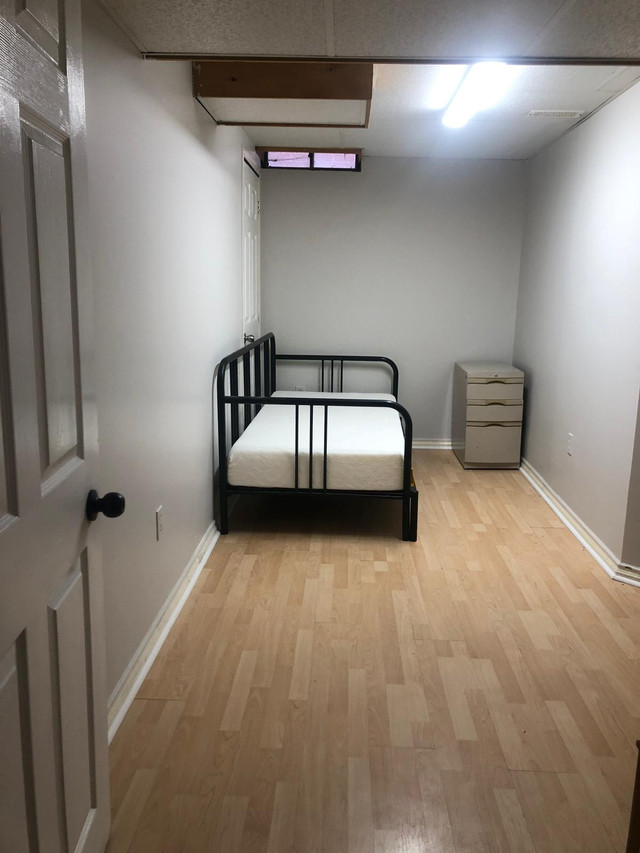 Basement Room for Rent near Fleming College in Room Rentals & Roommates in Peterborough - Image 3