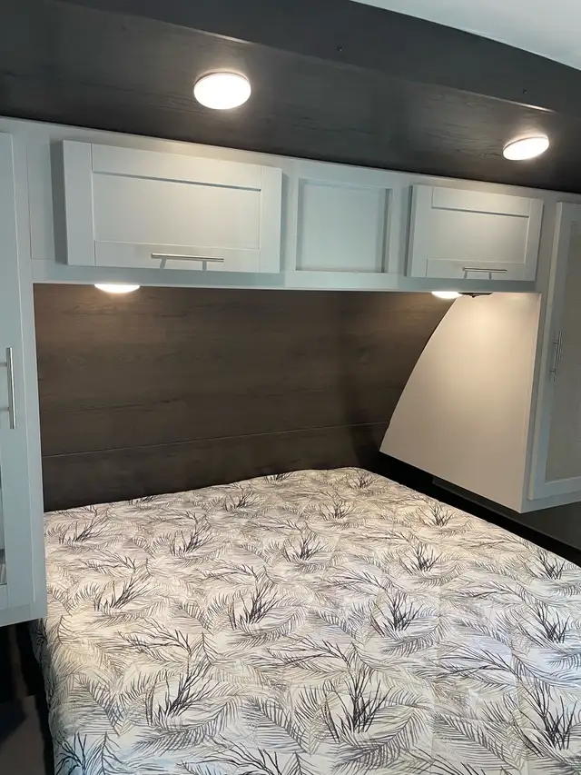 Roulotte Keystone Premiere Ultra Light 22RBPR in RVs & Motorhomes in Longueuil / South Shore - Image 3