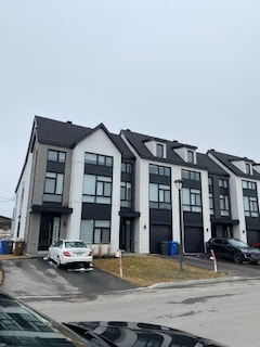 4 chambres - Mirabel - Disponible — photo 1