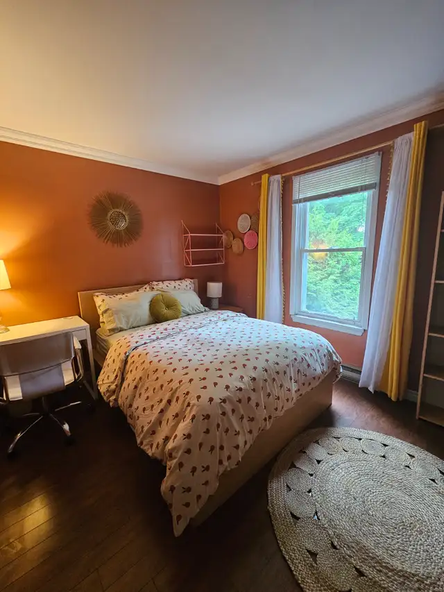 4 1/2 TOUT MEUBLÉ  + TOUT INCLUS in Long Term Rentals in Sherbrooke - Image 8
