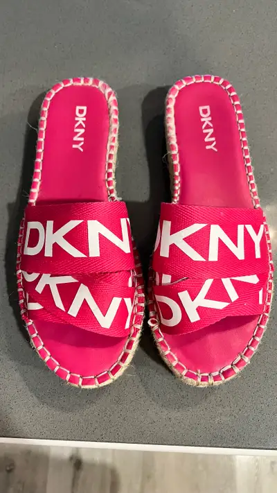 sandale rose et blanche DNK , View more