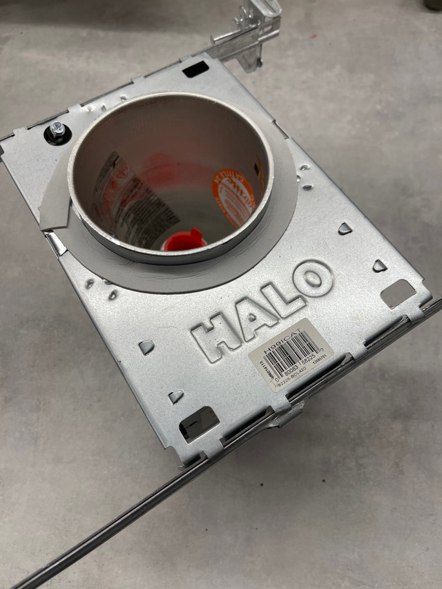 4 pcs Halo Construction Air-Tite Housing IC rated 4” in Electrical in Oakville / Halton Region