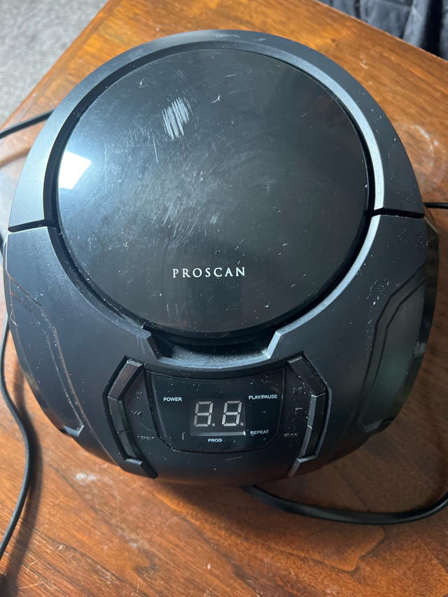 cd player in Other in St. Catharines - Image 2