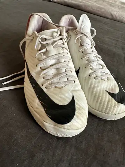 Nike Mercurial Vapor 15 Academy indoor soccer shoes, View more