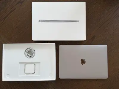 MacBook Air 13-inch (2018) – 8GB / 256GB – Space Gray - Like New, View more