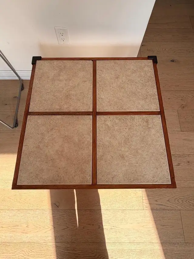 Square Wood and Tile Top Table in Coffee Tables in Oshawa / Durham Region - Image 3
